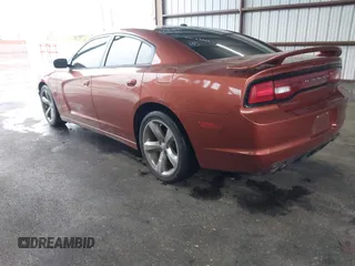 2013 Dodge Charger RT with VIN 2C3CDXCT5DH605945, listed as a IAAI auction lot 41958140 with 84,049 mi miles. Bid and sale history available at carsss.com. Image 3.