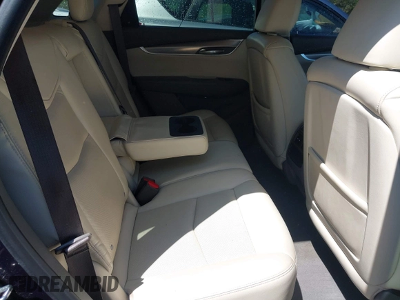 2017 Cadillac XT5 Luxury FWD with VIN 1GYKNBRS4HZ202853, listed as a IAAI auction lot 41977256 with 82,966 mi miles. Bid and sale history available at carsss.com. Image 8.