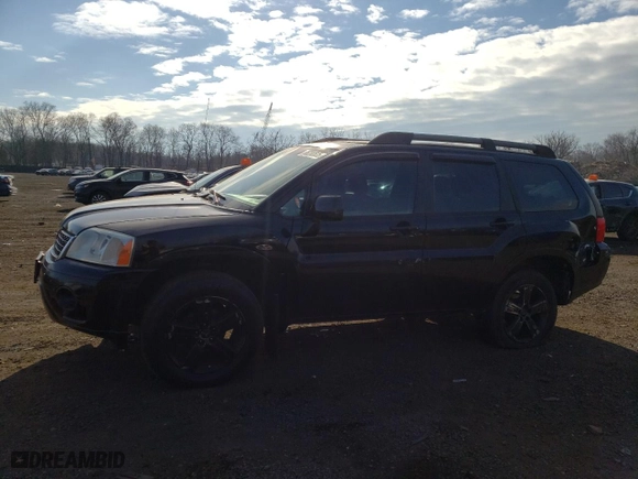 2010 Mitsubishi Endeavor SE with VIN 4A4JN3AS3AE005231, listed as a Copart auction lot 88280535 with 212,675 mi miles and Salvage Title. Bid and sale history available at carsss.com. Image 1.