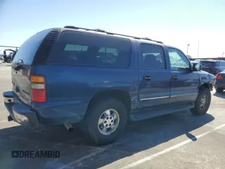 2002 Chevrolet Suburban LS with VIN 1GNEC16T22J302186, listed as a Copart auction lot 49346435 with 220,352 mi miles and Salvage Title. Bid and sale history available at carsss.com. Image 3.