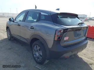 2025 Nissan Kicks S with VIN 3N8AP6BB6SL319687, listed as a IAAI auction lot 41681240 with 4,476 mi miles. Bid and sale history available at carsss.com. Image 3.