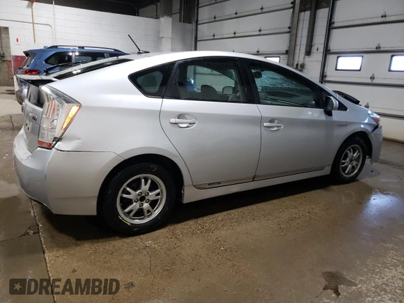 2011 Toyota Prius I z VIN JTDKN3DU3B0302992, wystawiony jako Copart lot #55957085 z przebiegiem 201 305 mil mil oraz Szkoda całkowita • Salvage title. Historia ofert i sprzedaży dostępna na DreamBid. Obrazek 3.