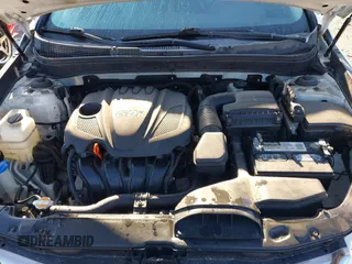 2011 Hyundai Sonata SE with VIN 5NPEC4AC0BH089653, listed as a IAAI auction lot 41820821 with 187,704 mi miles and . Bid and sale history available at carsss.com. Image 10.