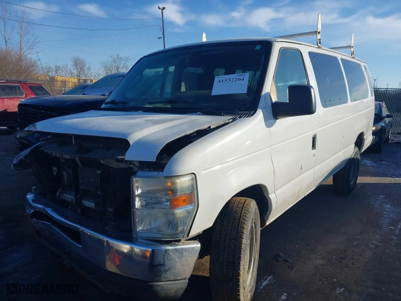 2011 Ford Econoline Wagon XL with VIN 1FBSS3BL8BDA11484, listed as a IAAI auction lot 41532204 with 309,062 mi miles. Bid and sale history available at carsss.com. Image 17.