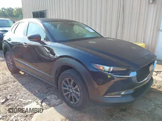 2024 Mazda CX-30 S z VIN 3MVDMBAM2RM678650, wystawiony jako IAAI lot #42661291 z przebiegiem 10 121 mil mil oraz . Historia ofert i sprzedaży dostępna na DreamBid. Obrazek 1.