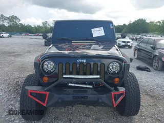 2012 Jeep Wrangler Sport z VIN 1C4AJWAG2CL286680, wystawiony jako IAAI lot #42434411 z przebiegiem 97 142 mil mil oraz . Historia ofert i sprzedaży dostępna na DreamBid. Obrazek 12.
