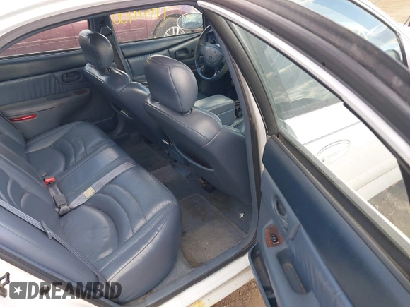 1998 Buick Century Limited with VIN 2G4WY52M7W1431668, listed as a IAAI auction lot 41691100 with 178,398 mi miles. Bid and sale history available at carsss.com. Image 8.