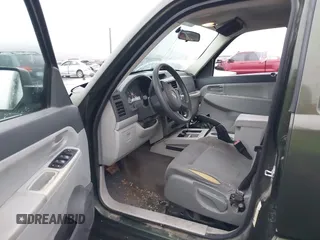 2008 Jeep Liberty Sport with VIN 1J8GN28K48W215447, listed as a IAAI auction lot 41159200 with 188,958 mi miles. Bid and sale history available at carsss.com. Image 5.