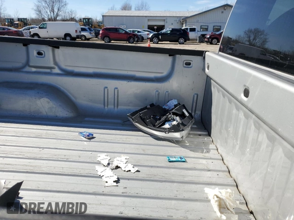 2011 Chevrolet Silverado 1500 LT with VIN 1GCNKSE07BZ426304, listed as a Copart auction lot 47527135 with 73,612 mi miles and Salvage Title. Bid and sale history available at DreamBid. Image 10.