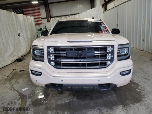 2018 GMC Sierra 1500 SLT with VIN 3GTU2NEC6JG453242, listed as a Copart auction lot 43232085 with 106,867 mi miles and Clean Title. Bid and sale history available at carsss.com. Image 5.
