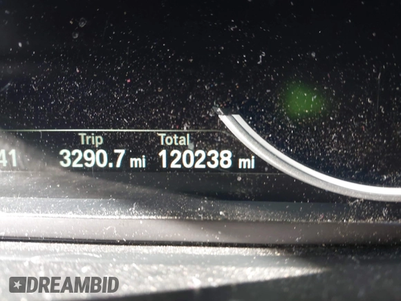 2015 BMW 7 Series 750Li xDrive with VIN WBAYF8C56FD654698, listed as a IAAI auction lot 41229313 with 120,238 mi miles and . Bid and sale history available at carsss.com. Image 7.