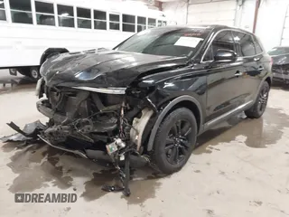 2016 Lincoln MKX Premiere with VIN 2LMTJ6JR4GBL75053, listed as a IAAI auction lot 41020450 with 120,930 mi miles. Bid and sale history available at carsss.com. Image 17.