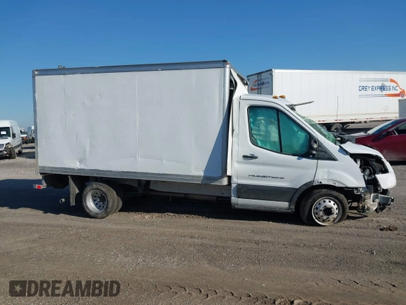 2022 Ford Transit z VIN 1FDBF6Z86NKA40450, wystawiony jako IAAI lot #41768046 z przebiegiem Nie podano mil oraz . Historia ofert i sprzedaży dostępna na DreamBid. Obrazek 13.