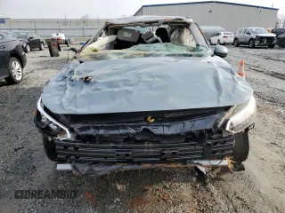 2025 Nissan Sentra SV with VIN 3N1AB8CVXSY264598, listed as a Copart auction lot 48884285 with Not Provided miles and Non Repairable. Bid and sale history available at carsss.com. Image 5.
