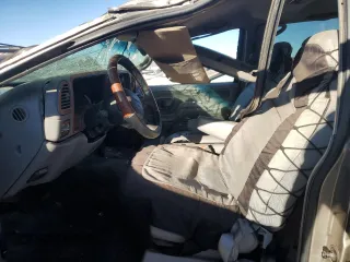 1999 GMC Yukon with VIN 1GKEK13R7XJ715284, listed as a Copart auction lot 83627984 with 186,518 mi miles and Non Repairable. Bid and sale history available at carsss.com. Image 7.