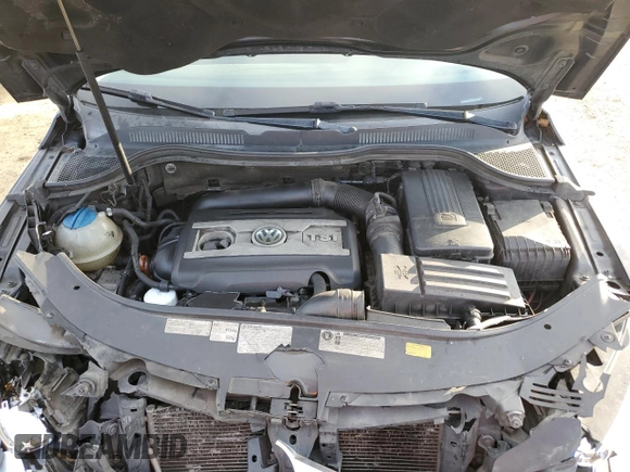 2013 Volkswagen CC Sport with VIN WVWBP7AN7DE518459, listed as a Copart auction lot 89412375 with 309,596 mi miles and Salvage Title. Bid and sale history available at carsss.com. Image 11.