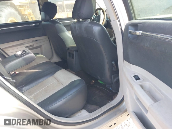 2006 Chrysler 300 Touring with VIN 2C3KA53G26H343090, listed as a IAAI auction lot 42196204 with 175,086 mi miles and . Bid and sale history available at DreamBid. Image 8.