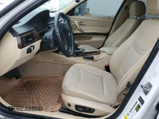 2009 BMW 3 Series 328i with VIN WBAPH53579A438546, listed as a Copart auction lot 85115464 with 86,775 mi miles and Salvage title. Bid and sale history available at DreamBid. Image 7.