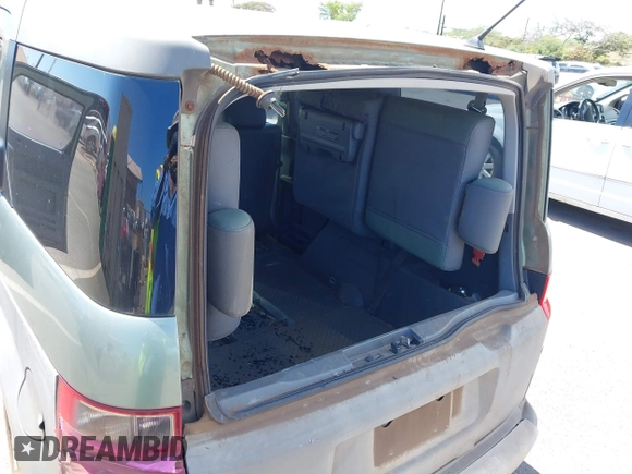 2005 Honda Element LX with VIN 5J6YH18385L012963, listed as a IAAI auction lot 42025122 with Not Provided miles and . Bid and sale history available at DreamBid. Image 6.