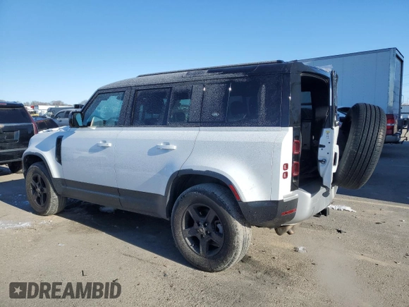 2023 Land Rover Defender S z VIN SALEJ7EXXP2124365, wystawiony jako Copart lot #44719545 z przebiegiem 19 299 mil mil oraz Szkoda całkowita • Salvage title. Historia ofert i sprzedaży dostępna na DreamBid. Obrazek 2.