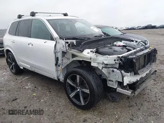 2019 Volvo XC90 R-Design с VIN YV4102CM5K1492534, выставлен на аукционе IAAI как лот 42242009 с пробегом 134 647 миль миль и . История ставок и продаж доступна на DreamBid. Изображение 1.