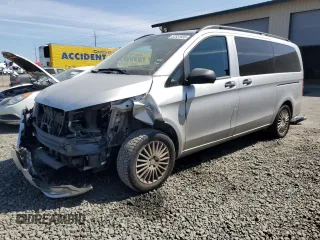2017 Mercedes-Benz Metris Passenger with VIN WD4PG2EE4H3222082, listed as a Copart auction lot 52551685 with 74,374 mi miles and Salvage title. Bid and sale history available at DreamBid. Image 1.