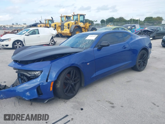 2020 Chevrolet Camaro 1LS z VIN 1G1FA1RX0L0105759, wystawiony jako IAAI lot #39965924 z przebiegiem 19 182 mil mil oraz . Historia ofert i sprzedaży dostępna na DreamBid. Obrazek 17.