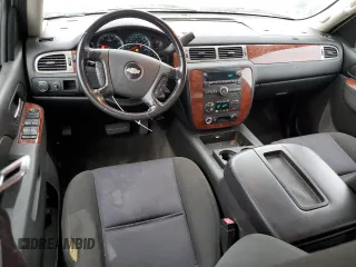 2010 Chevrolet Avalanche with VIN 3GNNCEE04AG153259, listed as a Copart auction lot 86007974 with 175,836 mi miles and Salvage Title. Bid and sale history available at DreamBid. Image 8.