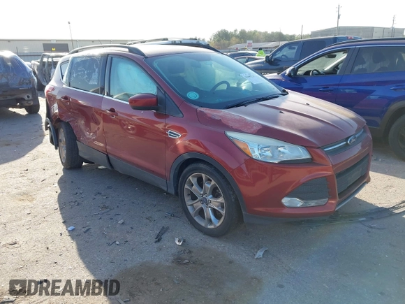 2015 Ford Escape SE with VIN 1FMCU9G93FUC32776, listed as a IAAI auction lot 41849714 with 135,875 mi miles. Bid and sale history available at carsss.com. Image 1.