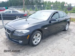 2013 BMW 5 Series 528i xDrive with VIN WBAXH5C59DDW14522, listed as a IAAI auction lot 42580923 with 106,400 mi miles and . Bid and sale history available at DreamBid. Image 2.