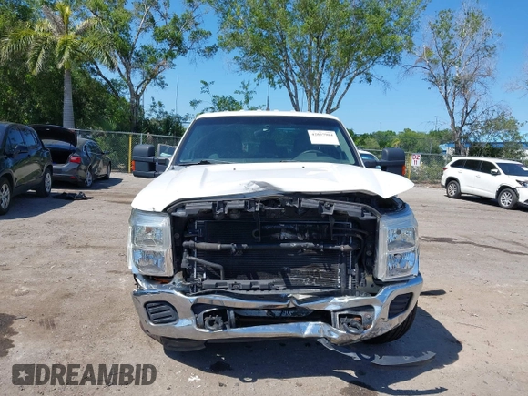 2011 Ford Super Duty F-250 SRW XL with VIN 1FT7W2AT7BED04109, listed as a IAAI auction lot 42057964 with 263,060 mi miles. Bid and sale history available at carsss.com. Image 6.