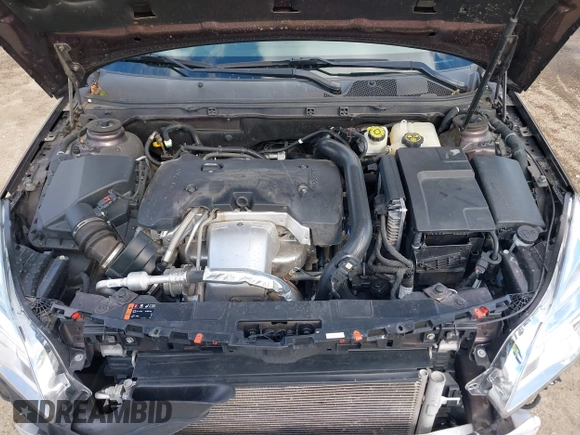 2015 Buick Regal Premium I with VIN 2G4GN5EX8F9169454, listed as a IAAI auction lot 40602572 with 117,407 mi miles. Bid and sale history available at carsss.com. Image 10.