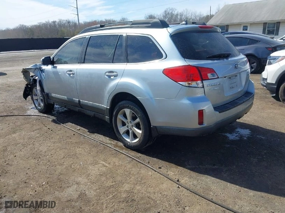2014 Subaru Outback 3.6R Limited with VIN 4S4BRDNC7E2209350, listed as a IAAI auction lot 41761661 with 156,866 mi miles. Bid and sale history available at carsss.com. Image 3.