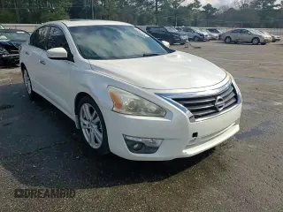 2014 Nissan Altima S with VIN 1N4BL3APXEC401077, listed as a Copart auction lot 44379625 with 106,854 mi miles and Salvage title. Bid and sale history available at DreamBid. Image 13.