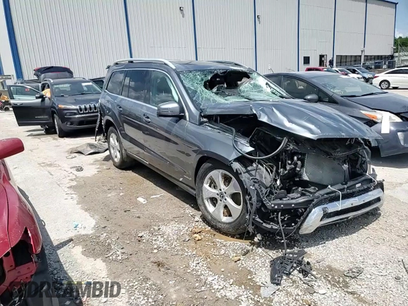 2018 Mercedes-Benz GLS 450 z VIN 4JGDF6EE1JB095130, wystawiony jako Copart lot #61386595 z przebiegiem 49 328 mil mil oraz Nie do naprawy • Non repairable. Historia ofert i sprzedaży dostępna na DreamBid. Obrazek 15.
