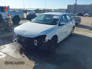 2013 Volkswagen Jetta SE with VIN 3VWDX7AJ1DM367499, listed as a IAAI auction lot 41762284 with 120,554 mi miles and . Bid and sale history available at DreamBid. Image 2.