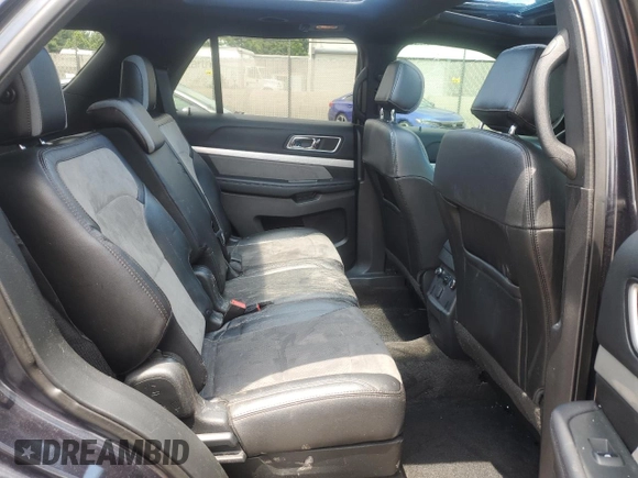 2017 Ford Explorer XLT z VIN 1FM5K8D85HGC44398, wystawiony jako Copart lot #62710735 z przebiegiem 66 978 mil mil oraz Szkoda całkowita • Salvage title. Historia ofert i sprzedaży dostępna na DreamBid. Obrazek 11.