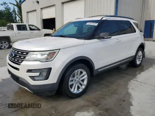 2017 Ford Explorer XLT with VIN 1FM5K7DH0HGA14780, listed as a Copart auction lot 57573425 with 112,990 mi miles and Salvage title. Bid and sale history available at DreamBid. Image 1.