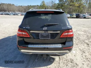 2015 Mercedes-Benz M 350 z VIN 4JGDA5HB7FA577866, wystawiony jako Copart lot #41989355 z przebiegiem 50 840 mil mil oraz Szkoda całkowita • Salvage title. Historia ofert i sprzedaży dostępna na DreamBid. Obrazek 6.