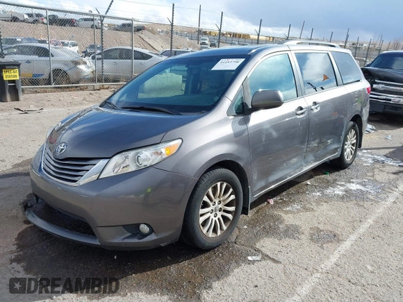 2017 Toyota Sienna XLE Auto Access Seat with VIN 5TDYZ3DC4HS835283, listed as a IAAI auction lot 41453798 with 78,510 mi miles and . Bid and sale history available at DreamBid. Image 17.