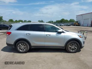 2016 Kia Sorento LX with VIN 5XYPG4A54GG009459, listed as a IAAI auction lot 42113972 with 158,950 mi miles. Bid and sale history available at carsss.com. Image 13.