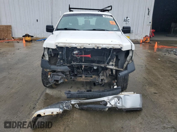 2013 Ford F-150 XL z VIN 1FTFX1CT2DKF61201, wystawiony jako Copart lot #58761215 z przebiegiem Nie podano mil oraz Szkoda całkowita • Salvage title. Historia ofert i sprzedaży dostępna na DreamBid. Obrazek 5.