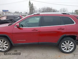 2016 Jeep Cherokee Limited с VIN 1C4PJLDB4GW244007, выставлен на аукционе IAAI как лот 41607427 с пробегом 68 846 миль миль и . История ставок и продаж доступна на DreamBid. Изображение 14.