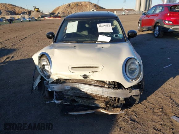 2020 MINI Hardtop Cooper S z VIN WMWXR5C00L2L49498, wystawiony jako IAAI lot #40679562 z przebiegiem 48 387 mil mil oraz . Historia ofert i sprzedaży dostępna na DreamBid. Obrazek 12.