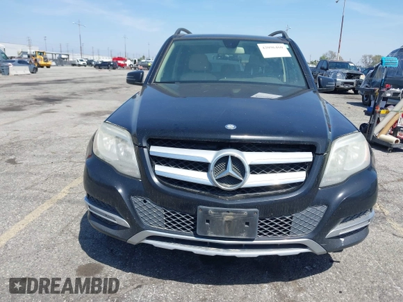 2013 Mercedes-Benz GLK 350 z VIN WDCGG5HB7DG026938, wystawiony jako IAAI lot #42096460 z przebiegiem 271 577 mil mil oraz . Historia ofert i sprzedaży dostępna na DreamBid. Obrazek 12.