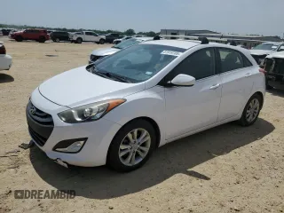 2015 Hyundai Elantra GT with VIN KMHD35LH0FU235776, listed as a Copart auction lot 51919705 with 89,613 mi miles and Clean Title. Bid and sale history available at carsss.com. Image 1.