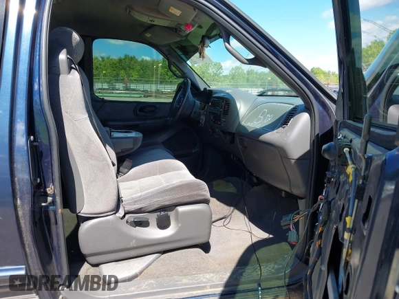 2002 Ford F-150 XL with VIN 1FTRX17282NA39327, listed as a IAAI auction lot 42343066 with Not provided miles and . Bid and sale history available at DreamBid. Image 5.