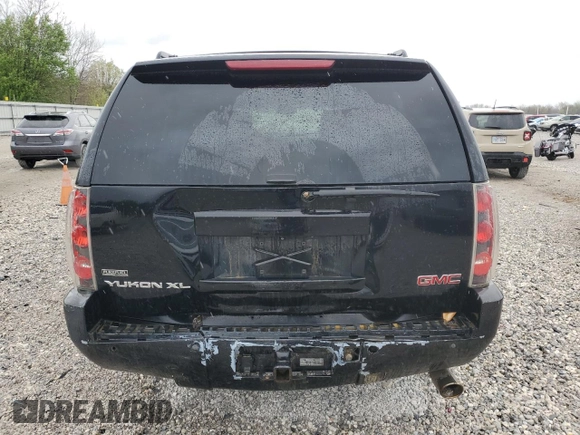 2011 GMC Yukon XL Denali z VIN 1GKS2MEF4BR140739, wystawiony jako Copart lot #50979175 z przebiegiem 237 005 mil mil oraz Szkody całkowita. Historia ofert i sprzedaży dostępna na DreamBid. Obrazek 6.