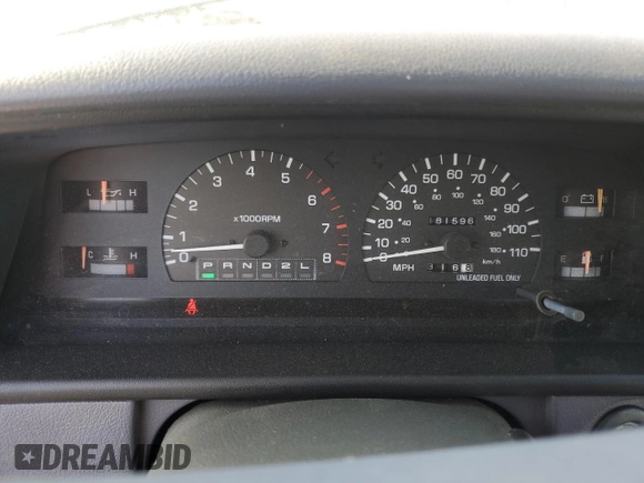1997 Toyota T100 SR5 with VIN JT4UN24D8V0047084, listed as a Copart auction lot 82485654 with 181,596 mi miles and Salvage Title. Bid and sale history available at DreamBid. Image 9.