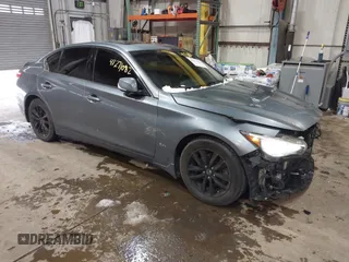 2016 Infiniti Q50 3.0t Premium with VIN JN1EV7AR6GM343804, listed as a IAAI auction lot 41271082 with 105,680 mi miles. Bid and sale history available at carsss.com. Image 1.